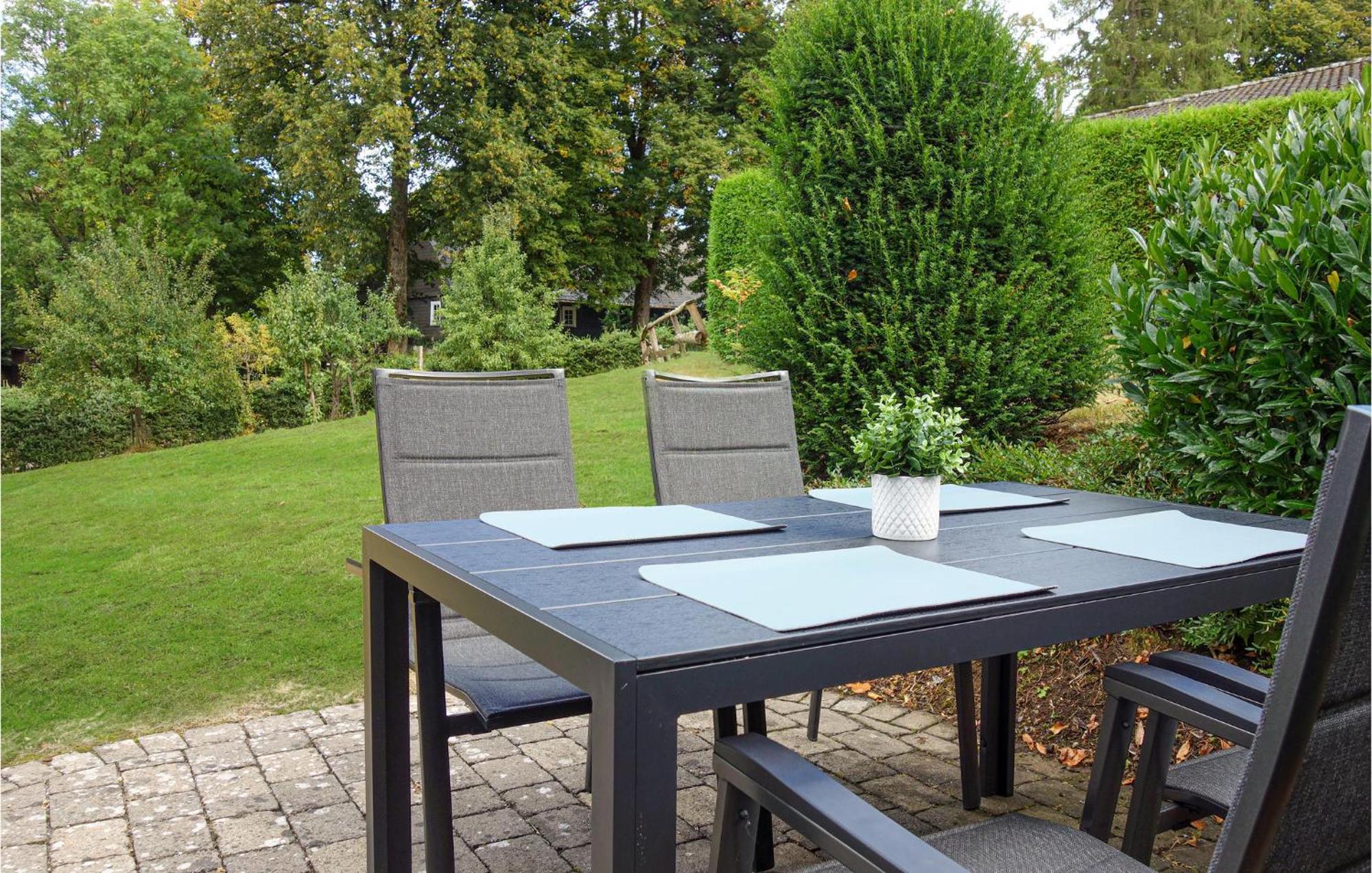 Gorgeous Home In Attendorn With Kitchen Bagian luar foto